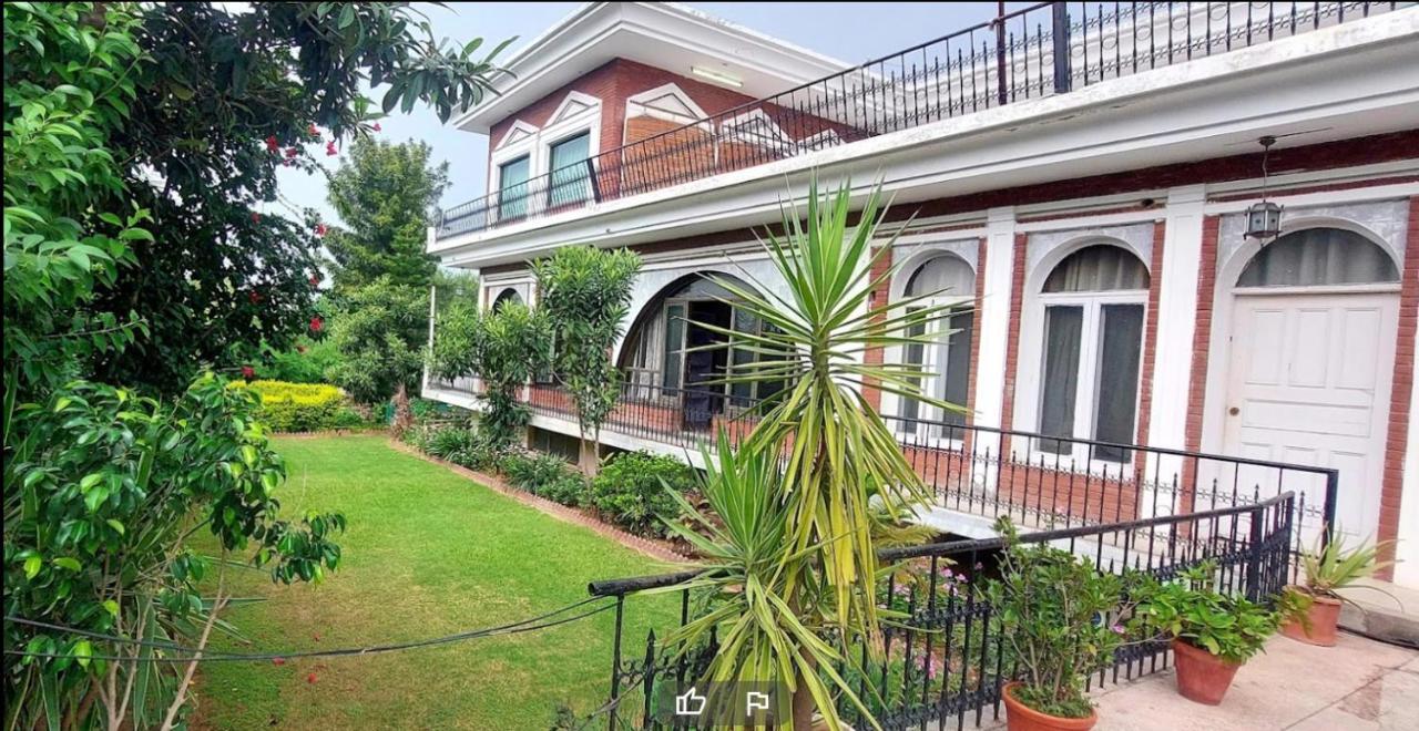 Mulberry Guest House F-10 Islamabad Ngoại thất bức ảnh
