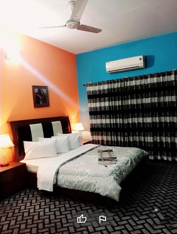 Mulberry Guest House F-10 Islamabad Ngoại thất bức ảnh